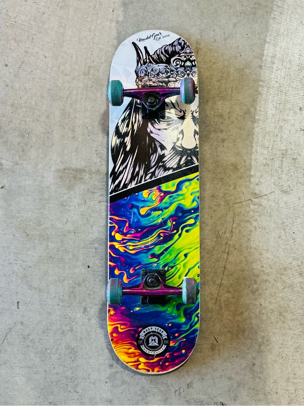 Madd Gear ‘Bearded King’ 31” Complete Slateboard